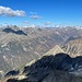 Blick ins Reintal, hinten der weiße Fleck rechts der Bildmitte die Weiße Wand. Die Überschreitung von Rein in Taufers ins Ahrntal mit dem Schwarzerspitz habe ich im Sommer 24 gemacht.