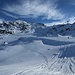 Statt über die Piste stieg ich links daneben zwischen den Felsen zur Bergstation des Kreuzjoch-X-Press (Arena Stadl) hoch.