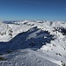 Ausblick Richtung Osten, einige fahren wohl zum Isskogel Skigebiet ab.