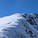 Wie man sehen kann war jemand vor dem letzten Schneefall mit Ski hier oben.