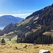 erst weglos, am Hangrücken zurück ...