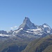 Das Matterhorn zeigt sich in seiner unverwechselbaren Gestalt