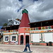 In Philipsburg - Beach Bar an der Strandpromenade. Die Windmühle soll offenbar das "Hollandgefühl" verstärken, schließlich befinden wir uns im Königreich der Niederlande...