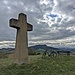 Hegaukreuz auf dem Sickerberg und mein Bike, mit dem ich lieber auf Teer unterwegs bin.