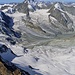 Tiefblicke auf den riesigen Gletscherkessel der Cabane du Mountet