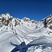 Blick ins Schindlach zwischen Sassstock und Wichelhorn, dahinter Chi Krönten