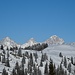 ...und im Rückblick sieht man nun hinter dem Roßfeld die drei Dachsteingipfel (Torstein, Mitterspitz und Dachstein)