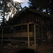 Waldhütte am Weg