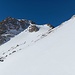 In der obersten Passage des Skianstiegs zum Ostgrat des Piz Schlattain