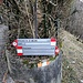 Dopo una bella e ripida scalinata tra le case di Molina inizia la salita su strada cementata/sterrata