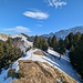 Rückblick vom Spitzli auf den Bergweg und hinüber auf mein nächstes Ziel, der Hoch Petersalp