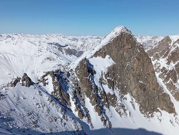 Zooaufnahme zum Westgipfel des Piz Glüna, meinem nächsten Gipfelziel