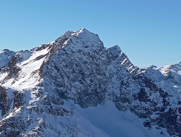 Piz Bever, der noch in meiner Sammlung fehlt, herangezoomt