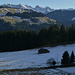 Blick bei schon tiefstehender Sonne von der Chrüzflue über den Plasselbschlund zurück nach SSE zu Kapberg, La Patta und Le Creux d'Enfer, darüber rechts die Hochmatt, in der Mitte und links die Schopfenspitzgruppe