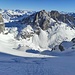 Abfahrt in bestem Pulver, gegenüber die Wiss Platta vom Vortag