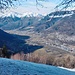 Bella vista sula media Valtellina; tra poco la neve scomparirà.