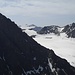 Im Süden schaut das Zuckerhütl heraus