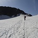 Wir ersteigen die Ruderhofspitze über den südlichen Gratkamm, der an der Hölltalscharte ansetzt und bis dato den Normalweg darstellt