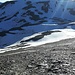 Rückblick nach unten. Man sieht schön, wie sich der Weg von der Hütte entlang zieht.