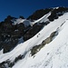 die Ostflanke, dahinter der Gipfel vom Hausstock 3158m