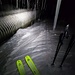 Gleicher Ort nochmals am nächsten Morgen bei Dunkelheit und starkem Schneefall/Regen