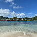 Petite Clef - Bevor wir unsere Paddeltour fortsetzen, geht der Blick vom kleinen Sandstrand nochmals über die Bucht nach Cul-de-Sac.