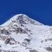 <b>Osservo con ammirazione la Cima di Camadra (3163 m), che da alcuni anni rientra nei miei ambiti obiettivi di fine estate.</b>