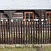 Obora (Wobern), Umgebinde und Tassenzaun