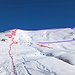 die rote Linie ist meine Aufstiegs Route, die "Skitüreler" sind nach rechts über die blaue Linie aufgestiegen. Beim X hörte die markierte und präparierte Schneeschuh Route auf und geht nach rechts weg, dort zog ich das erste Mal die Schneeschuhe an. Der Abstieg erfolgte am gleichen Ort aber meistens direkt in der Falllinie.