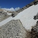 Die einzige T4-Stelle auf dem Anstieg. Mir war der Altschnee sehr suspekt, deswegen bin ich ihn lieber rechts umgangen.
