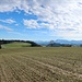 Au-dessus de Hinter-Olisrüti, vue vers les montagnes de la Suisse centrale