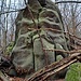 Ich folgte dann weglos den nächsten Felsen im Wald hinauf.