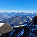Im Hintergrund zeigt sich schön das Kaisergebirge. 