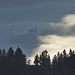 Es zeichnet sich ab, dass Burg Gutenberg (ich hoffe das ist auch richtig aus der Karten interpretiert) spektakulär aus dem Nebel tauchen wird...