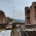 Die Trennmauern der Oberburg wurden in den 80er Jahren wieder hochgemauert, allerdings nicht exakt nach den historischen Befunden.