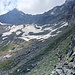In großem Linksbogen zieht sich der Weg hier durch