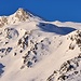 <b>L'iconica immagine del Pizzo dell'Uomo visto dal Passo del Lucomagno.</b>
