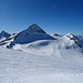 Blick vom Skigebiet auf Olperer und Hoher Kaserer, der kleine Gipfel dazwischen ist der Falsche Kaserer