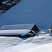 Zoom zur tief verschneiten Seebenalp
