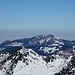 Im Norden befindet sich der Grünten als erster großer Gipfel nach dem Vorland, der Wächter des Allgäu...
