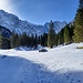 Der Aufstieg durchs lange Brunnital geht immer frontal auf die Ruchenwand zu.