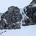 le cascate "Elementi contrastanti" (sx) e "Sinuosa" (dx)