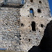 Belfort 4<br />Auf der Passerelle oben kann man zum Bergfried (links), dem ältesten Bau der Burg, gehen