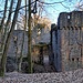 Nicht weit dahinter stehen die beeindruckenden Reste der Burg Rodenstein.