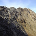 Seitenblick zum Gipfelgrat der Remsspitze.