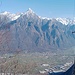 Vista sulla piana di Chiavenna dominata in questo punto dalla selvaggia parete ovest del Pizzo di Prata.
