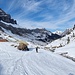 Abfahrt auf dem Alpsträsschen im Ueschene Tal