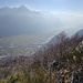 Vista sulla bassa Valchiavenna, solcata dal Mera che scende verso il lago di Mezzola e poi quello di Como