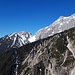 Im Aufstieg mit Blick zur Wankspitze. Rechts die Griesspitzen. 