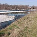 Percorse poche centinaia di  metri si arriva alla diga della Paladella, che è l’antica opera di presa del Naviglio Grande. Quella attuale risale al XVIII secolo ed è costituita da uno sbarramento a scivolo lungo 280 metri formato da blocchi di granito incernierati e cuciti tra di loro mediante uncini metallici. I fori praticati nelle lastre di pietra permettevano di inserire delle palette di legno per alzare ulteriormente il livello delle acque del naviglio.